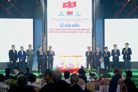 Đón dòng dầu đầu tiên từ dự án phát triển mỏ Kình Ngư Trắng - Kình Ngư Trắng Nam