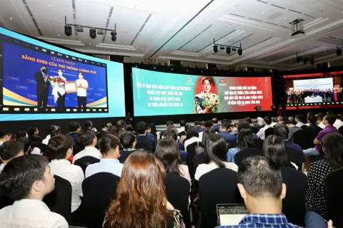 Sức bật kinh tế Việt Nam từ nội lực đến chuỗi giá trị toàn cầu