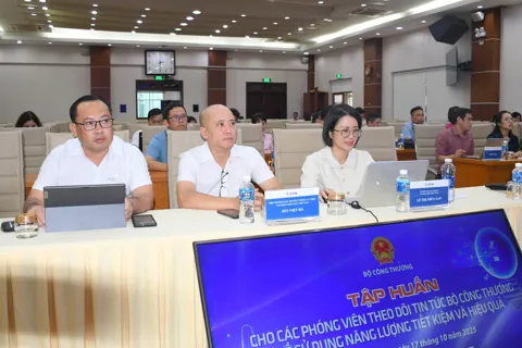Đẩy mạnh truyền thông về sử dụng năng lượng tiết kiệm và hiệu quả