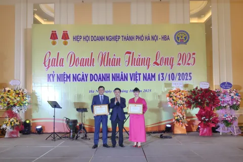 Hà Nội tôn vinh doanh nghiệp, doanh nhân Thủ đô tiêu biểu xuất sắc