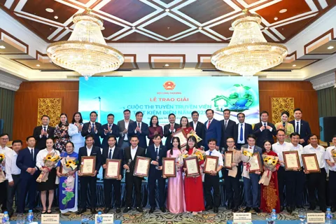 EVNNPC nhận giải Đặc biệt Cuộc thi “Tuyên truyền viên Tiết kiệm điện năm 2025”