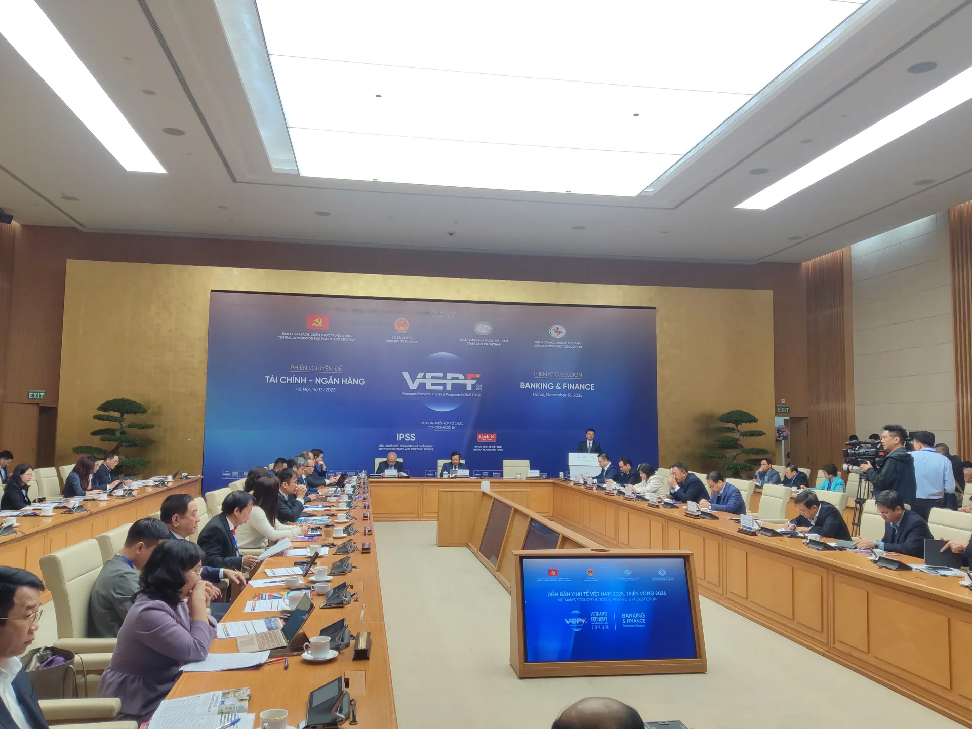 Tăng trưởng sáng tạo hút và sử dụng vốn hiệu quả