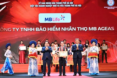 MB Life vinh dự nhận Bằng khen của UBND TP Hà Nội