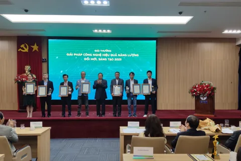 Trao giải hiệu quả năng lượng cho các doanh nghiệp, công trình, sản phẩm