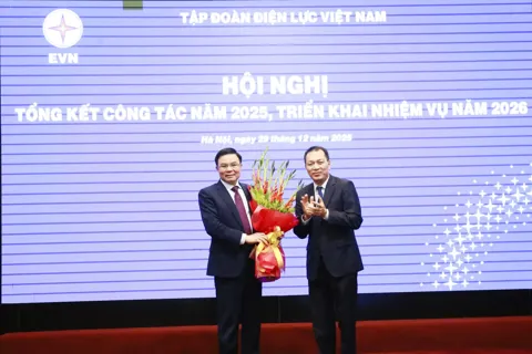 Giữ vai trò nòng cốt, EVN phải bảo đảm điện cho mọi kịch bản tăng trưởng