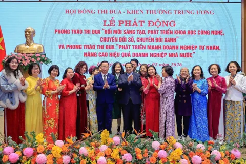 Doanh nghiệp tư nhân cam kết hành động thực chất về chuyển đổi số, chuyển đổi xanh