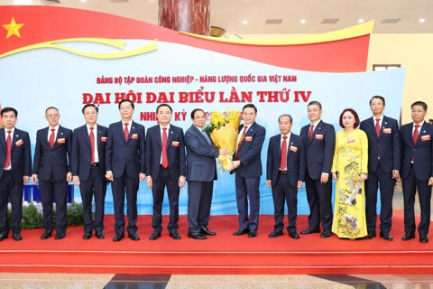 Thủ tướng: Petrovietnam cần phấn đấu vào nhóm 5 doanh nghiệp hàng đầu Đông Nam Á
