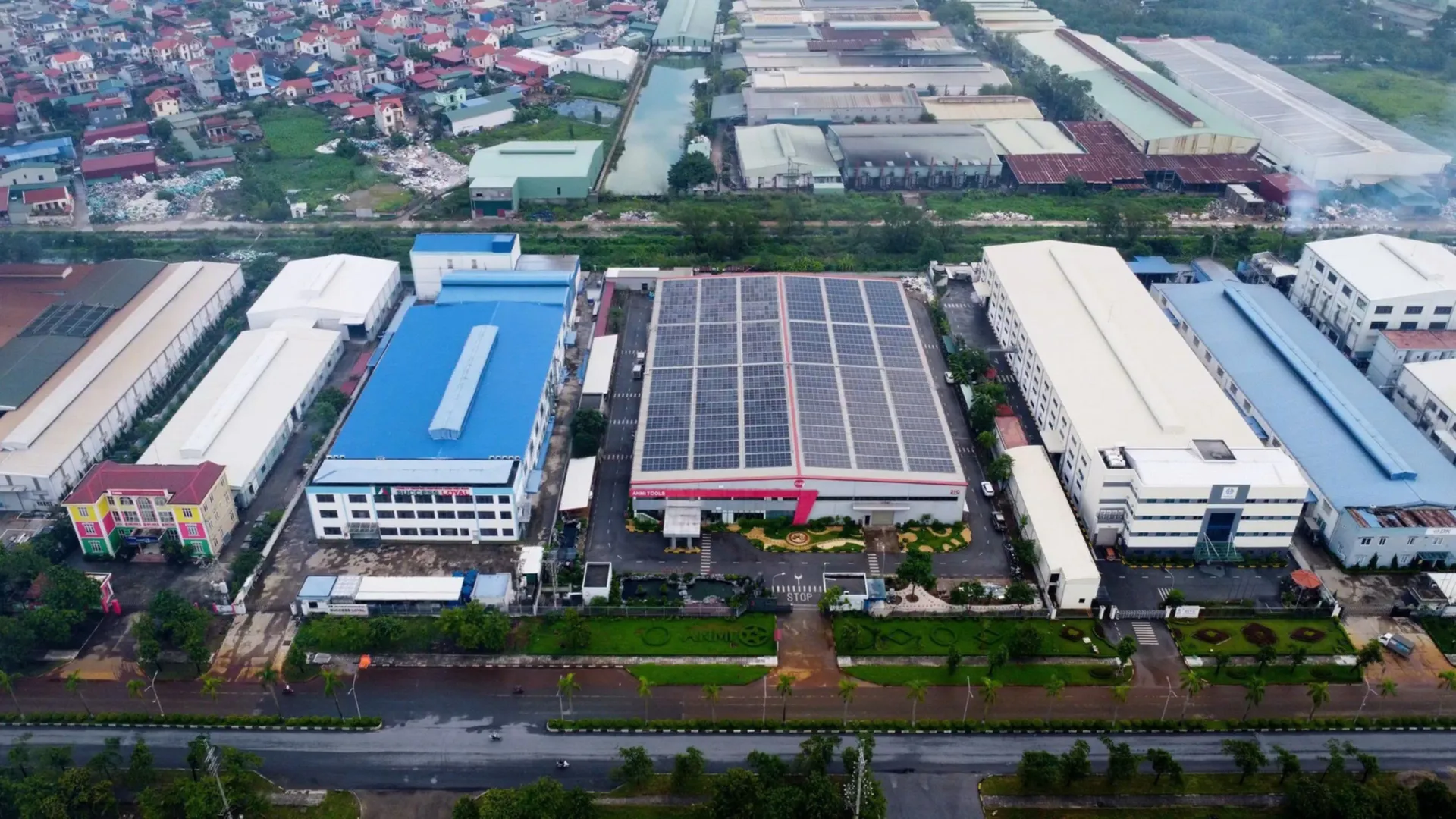 Gỡ khó để doanh nghiệp đầu tư vào phát triển điện mặt trời mái nhà