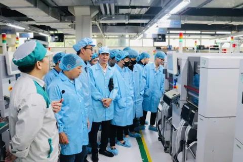 Gỡ điểm nghẽn thể chế để khơi thông nguồn lực khoa học công nghệ