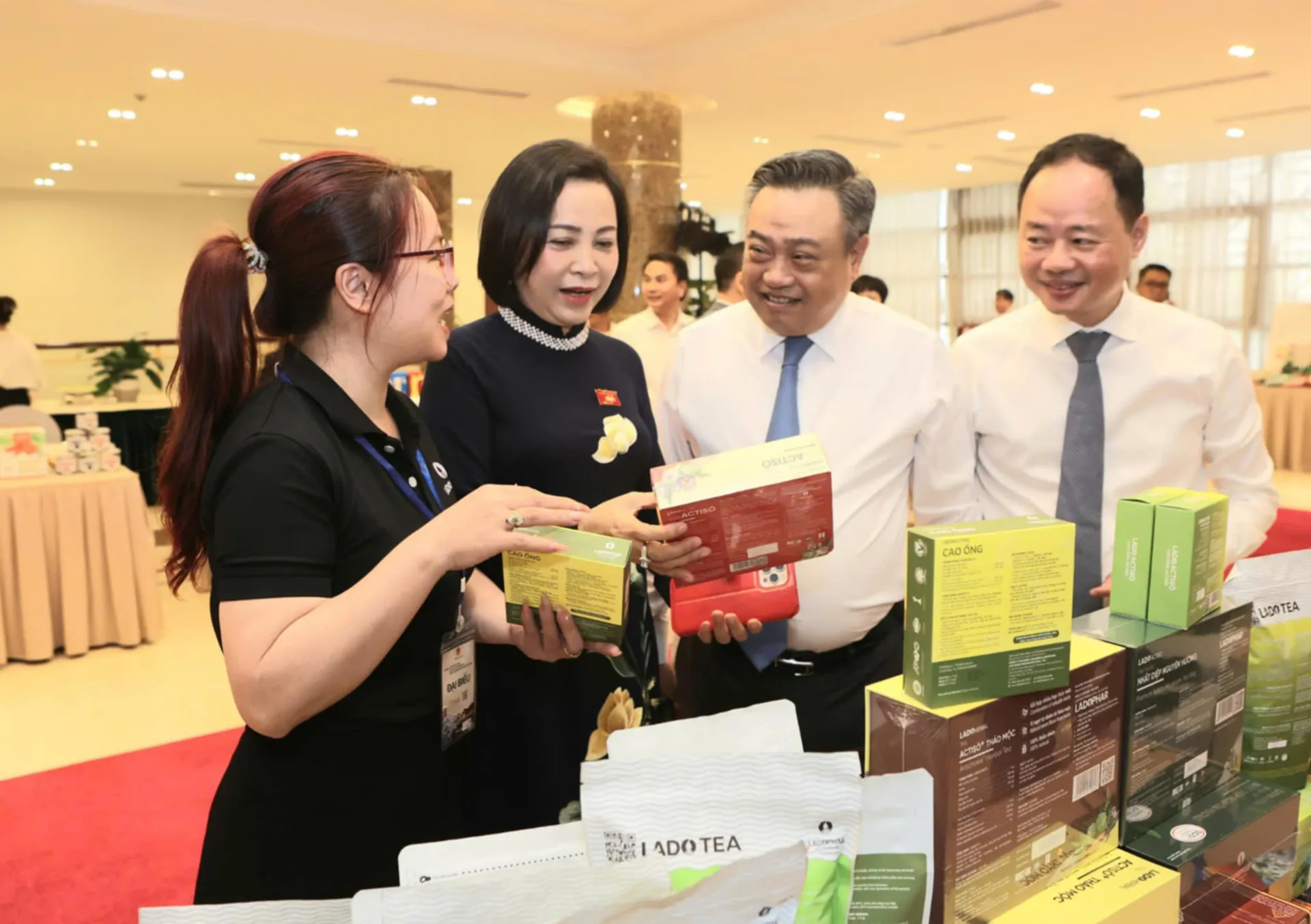 Kết nối, thúc đẩy phát triển văn hóa - du lịch - thương mại tỉnh Lâm Đồng