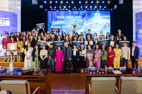 Đại học Kinh tế Quốc dân giành Quán quân Cuộc thi Sinh viên Kinh doanh số 2025 