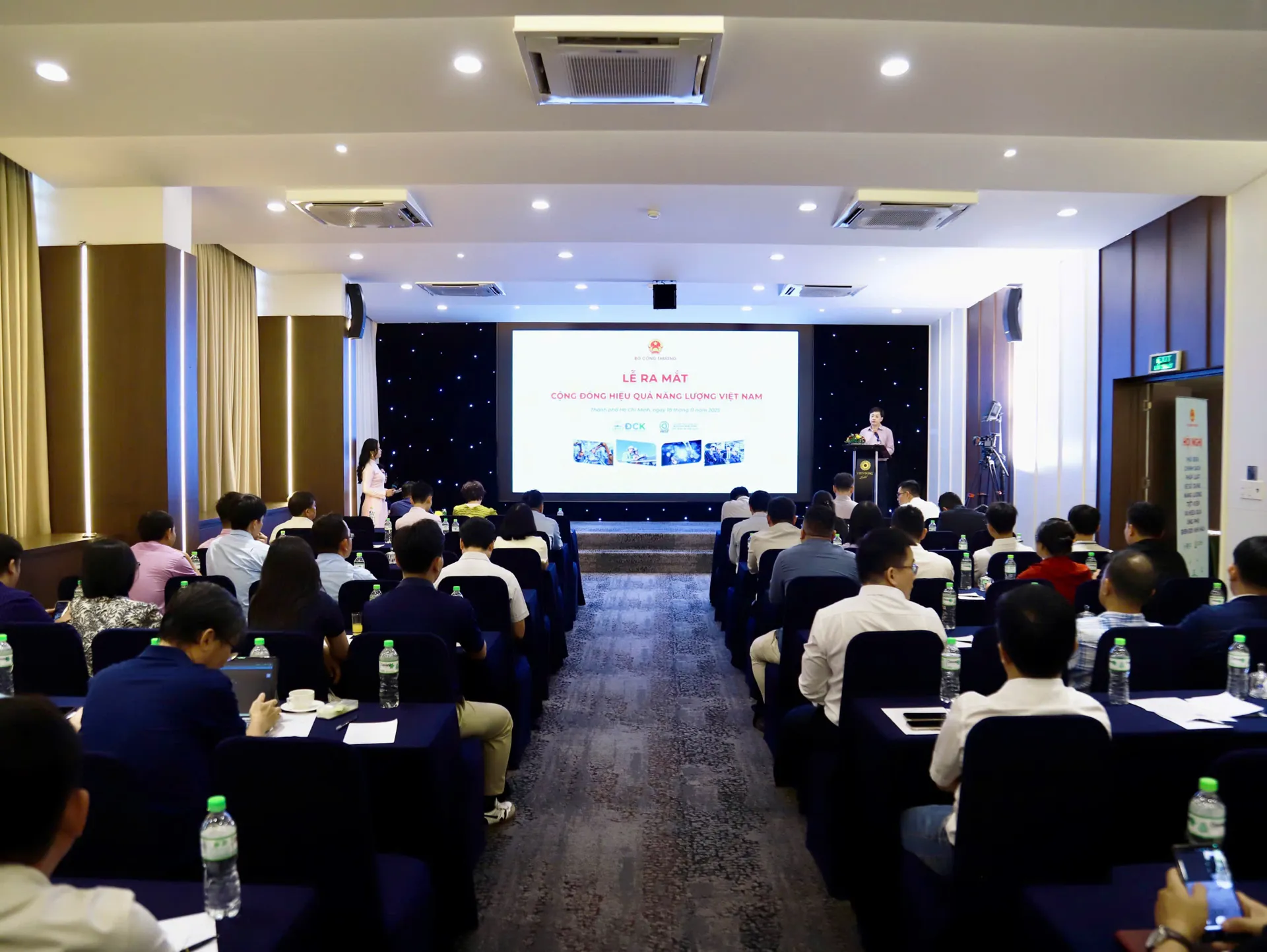 Ra mắt Cộng đồng Hiệu quả năng lượng Việt Nam trong kỷ nguyên xanh