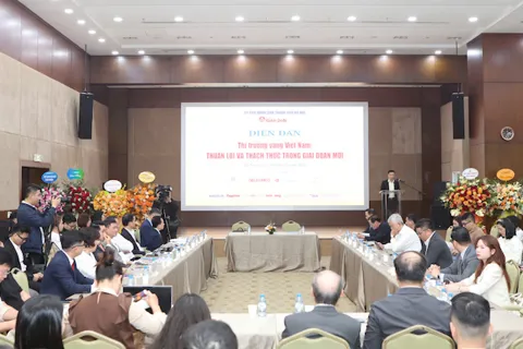 Từng bước ổn định thị trường vàng