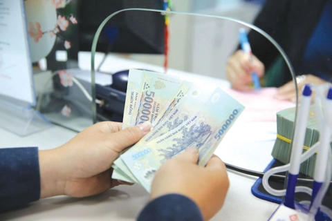 Ngân hàng tìm cách giảm lãi suất cho vay