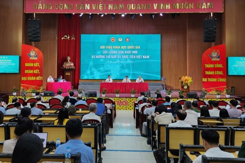 Sản xuất thời AI: Khi con người không còn là lực lượng duy nhất tạo ra giá trị