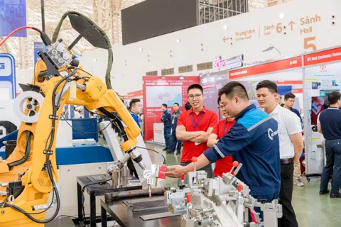 Cơ hội đơn hàng rộng mở, doanh nghiệp Việt làm gì để nắm bắt?