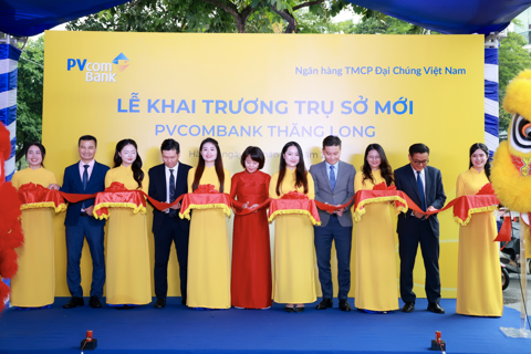 PVcomBank Thăng Long khai trương trụ sở mới, mở rộng không gian giao dịch