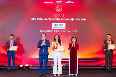 NCB Visa “Tự Hào” lọt Top 10 Sản phẩm - Dịch vụ Tiên phong 2025