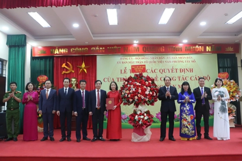 Phường Tây Mỗ công bố quyết định nhân sự, sẵn sàng vận hành mô hình chính quyền 2 cấp
