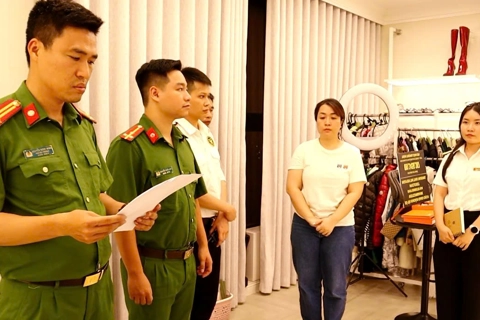 Livestream bán hàng hiệu thu nghìn tỷ đồng: KOKs Hycloset bị điều tra trốn thuế thương mại điện tử