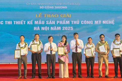 Hà Nội vinh danh những ý tưởng sáng tạo trong thiết kế sản phẩm thủ công mỹ nghệ
