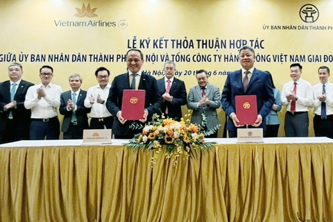 TP Hà Nội hợp tác với Vietnam Airlines thu hút đầu tư, thương mại và du lịch
