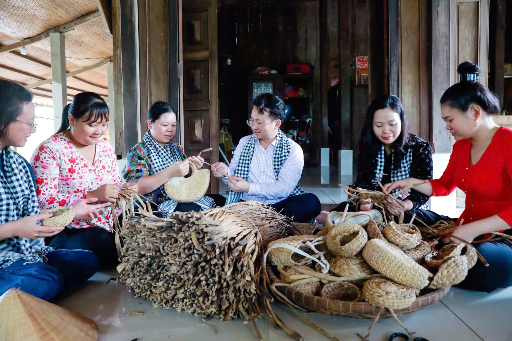Du lịch Hà Nội - Vĩnh Long liên kết song hành thu hút khách
