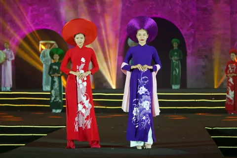 Khai mạc Lễ hội Áo dài Du lịch Hà Nội 2025: tỏa sáng tinh hoa di sản