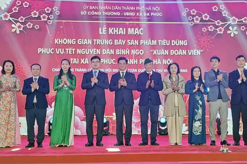 Đưa hàng Việt chất lượng cao về ngoại thành phục vụ Tết Bính Ngọ