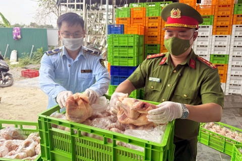 Ma trận thực phẩm "bẩn": siết chặt chế tài quản lý