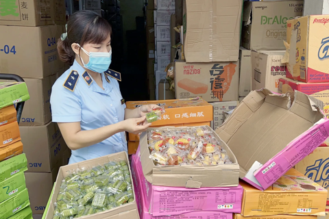 Hà Nội siết chặt kiểm tra bảo đảm an toàn thực phẩm Tết Trung thu