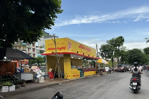 Hồi sinh sông Tô Lịch: nỗ lực giữa dòng, thách thức trên bờ
