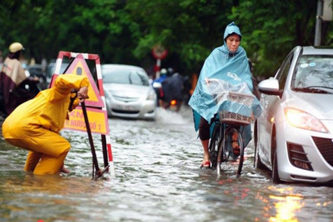 Dầu mỡ chưa qua xử lý – “kẻ thù” bức tử hệ thống thoát nước đô thị