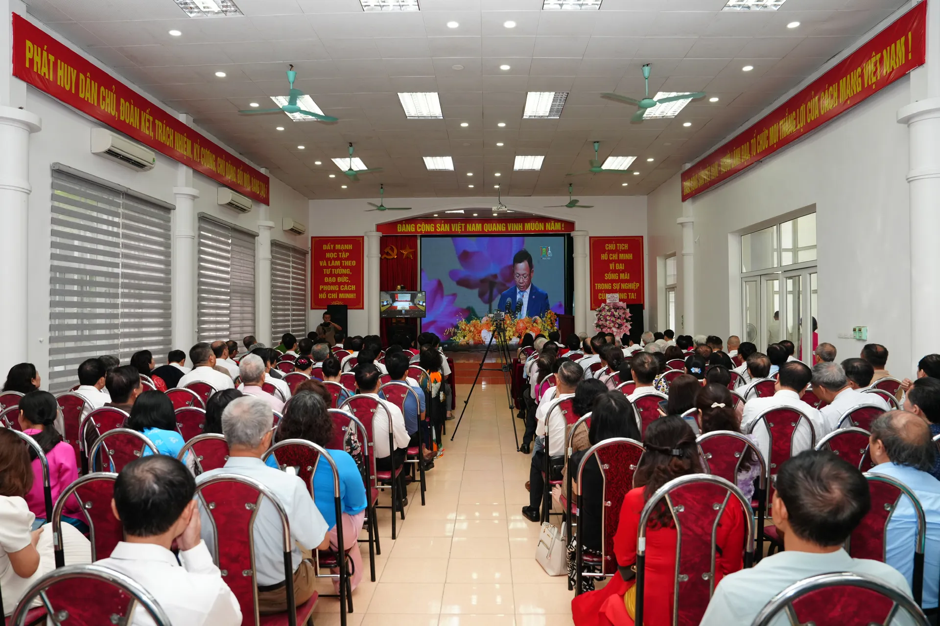 Hình ảnh 1