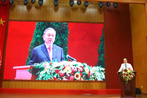 Phường Tây Hồ thông tin nhanh về Đại hội XVIII Đảng bộ thành phố