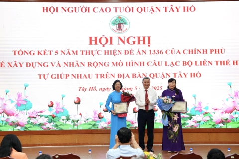 Trang bị kỹ năng chống bị lừa đảo cho người cao tuổi quận Tây Hồ
