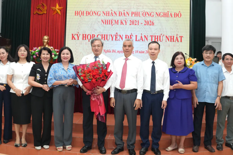 Ông Đỗ Việt Hưng được bầu giữ chức Chủ tịch UBND phường Nghĩa Đô