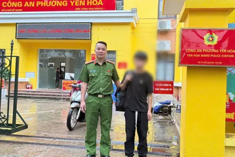 Công an Yên Hoà giải cứu nam thanh niên thoát khỏi bẫy “việc nhẹ, lương cao”