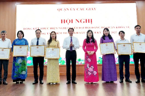 Cầu Giấy hoàn thành đạt và vượt 15/16 chỉ tiêu đại hội