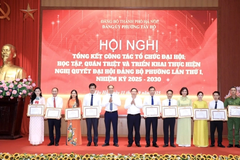 Phường Tây Hồ tổng kết công tác Đại hội và triển khai Nghị quyết Đại hội lần thứ I