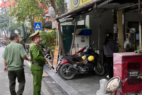 Phường Hồng Hà: Khơi thông nguồn lực từ việc hóa giải 5 điểm nghẽn đô thị
