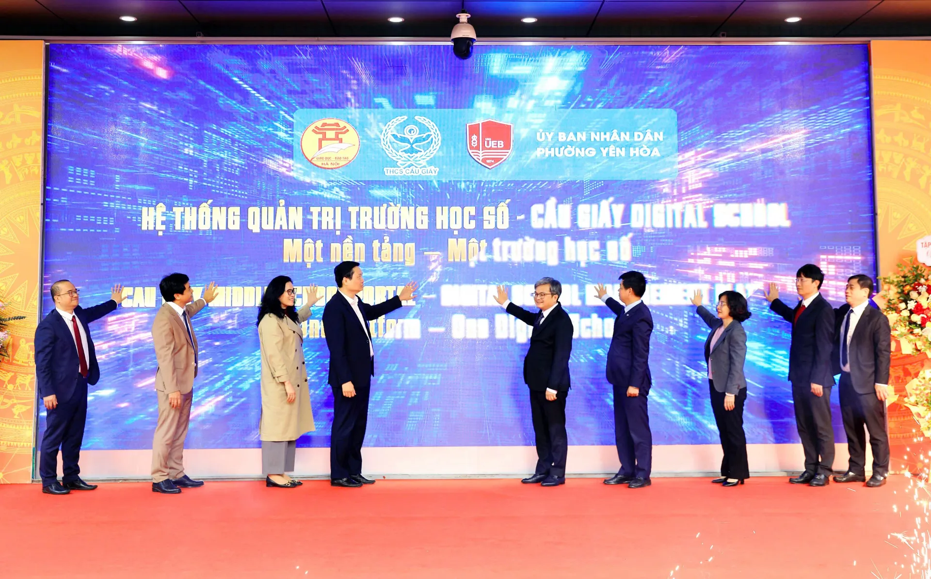 Triển khai thí điểm mô hình hệ thống quản trị trường học số tại phường Yên Hòa