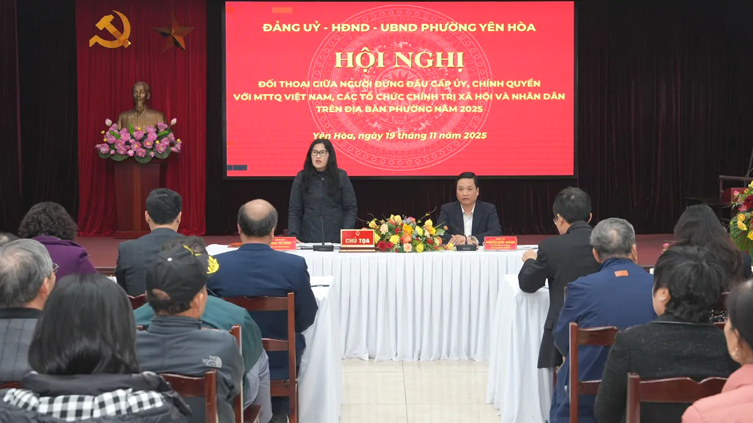 Lãnh đạo phường Yên Hoà trực tiếp đối thoại với Nhân dân