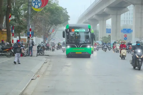 Hà Nội: tăng cường thêm xe buýt kết nối Hội chợ mùa Thu
