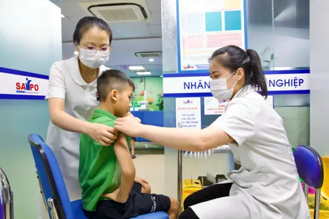 Học sinh nghỉ học hàng loạt vì cúm A bùng phát