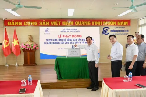 Trường Đại học Điện lực phát động quyên góp, chung tay ủng hộ đồng bào vùng bão lũ