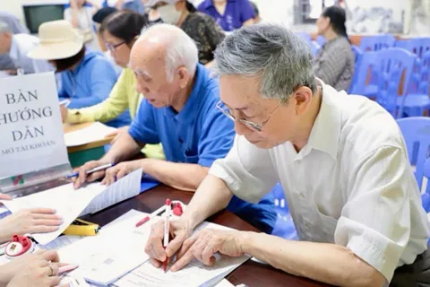 Bộ Nội vụ đề xuất người lao động ở nhiều vùng được nghỉ hưu sớm
