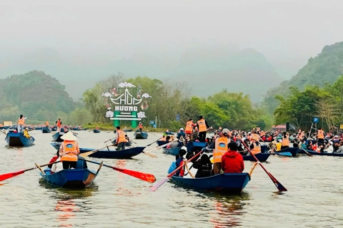 Hà Nội kiện toàn Ban Chỉ đạo phát huy giá trị khu di tích Hương Sơn