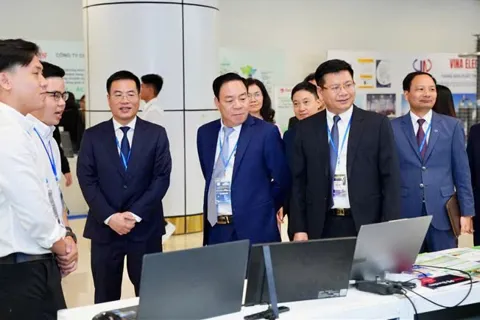 Cầu nối quan trọng thúc đẩy nghiên cứu khoa học và doanh nghiệp năng lượng