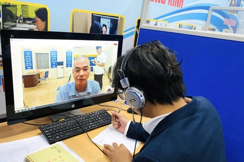 Phiên giao dịch việc làm trực tuyến: tạo nhiều việc làm cho người lao động